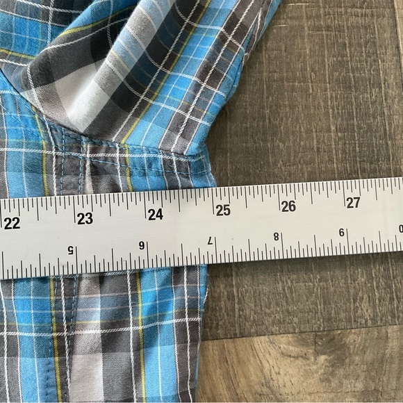 LL Bean Snap Front Roll Tab Outdoor Shirt 
# 288082
Men’s Large 
Blue Grey Plaid - Picture 7 of 8